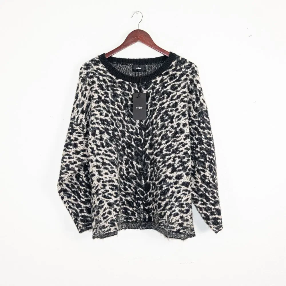 Other UK Rock n Roll Clothing Leopard Crew Sweater distressed sz M